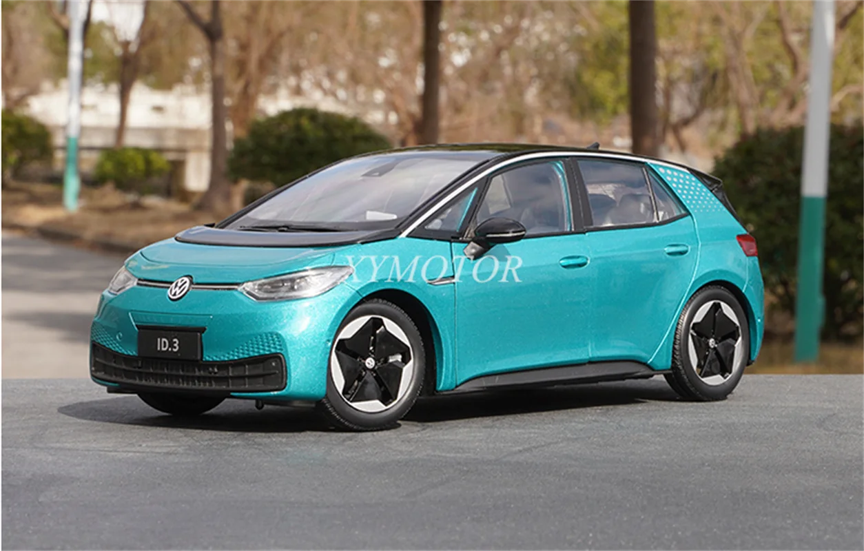 1/18 для VOLKSWAGEN ID.3 SUV литая модель металлическая модель автомобиля, игрушки, хобби, подарки, синяя/белая коллекция, дисплей с орнаментом
1/18 для VOLKSWAGEN ID.3 SUV литая модель металлическая модель автомобиля, игрушки, хобби, подарки, синяя/белая коллекция, дисплей с орнаментом