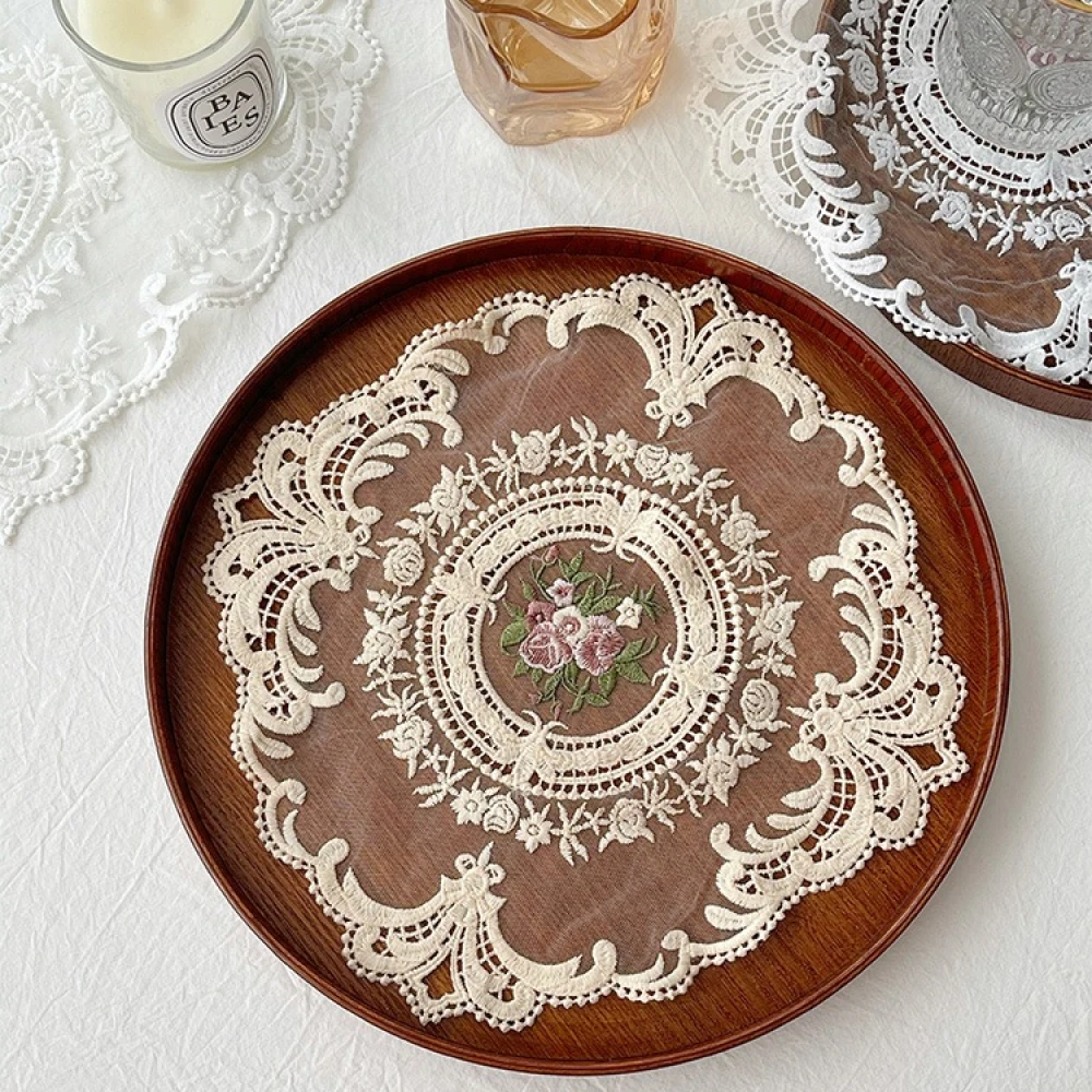 1 Pcs Pastoral Style Retro Lace Placemat ,Light Luxury Table Decoration Embroidery Craft Shooting Props European Coasters Mat
1 Pcs Pastoral Style Retro Lace Placemat ,Light Luxury Table Decoration Embroidery Craft Shooting Props European Coasters Mat