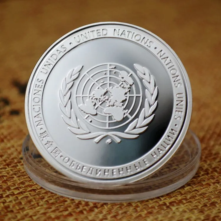 United Nations Peace Keeping Operations Collectible Silveer Plated Souvenir Coin Creative Gift Collection Commemorative Coin
United Nations Peace Keeping Operations Collectible Silveer Plated Souvenir Coin Creative Gift Collection Commemorative Coin