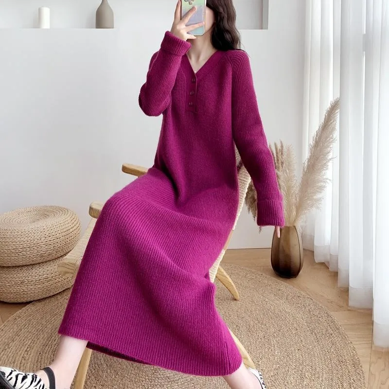 Solid Knitted One-piece Dresses for Women Autumn Winter Loose Women's V-neck Sweater Knit Dress Korean Fashion Midi Chic Elegant
Solid Knitted One-piece Dresses for Women Autumn Winter Loose Women's V-neck Sweater Knit Dress Korean Fashion Midi Chic Elegant