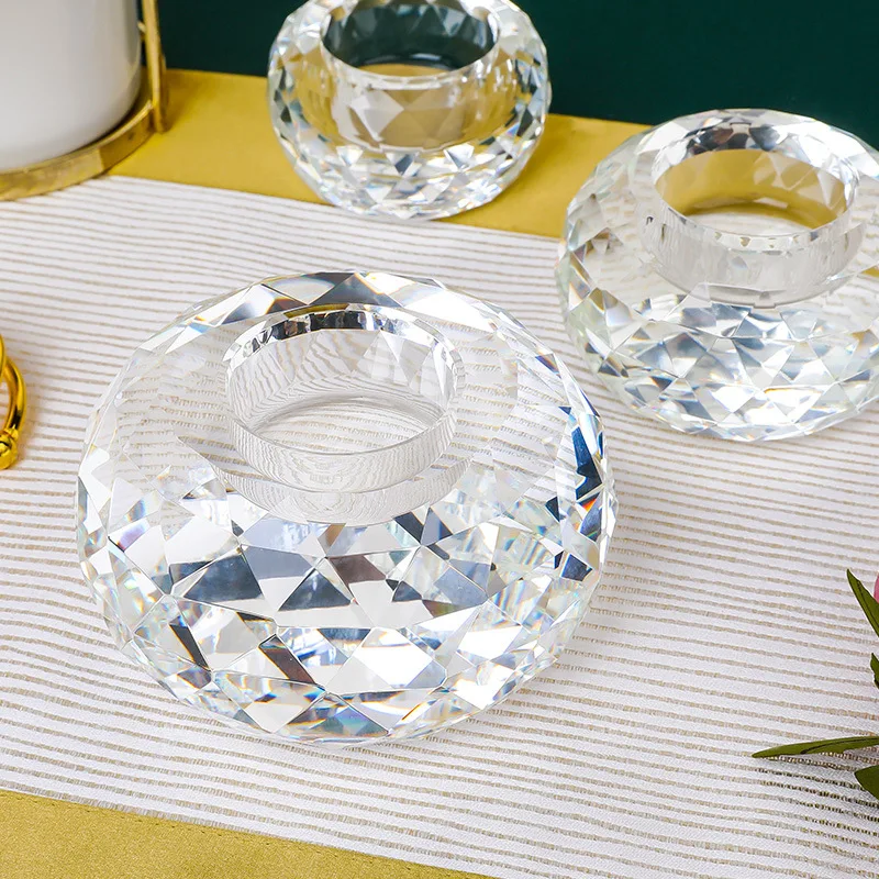 Crystal Glass Small Candle Holder Aromatherapy Candle Holder Romantic Candlelight Dinner Props Small Candle Holder Decoration
Crystal Glass Small Candle Holder Aromatherapy Candle Holder Romantic Candlelight Dinner Props Small Candle Holder Decoration