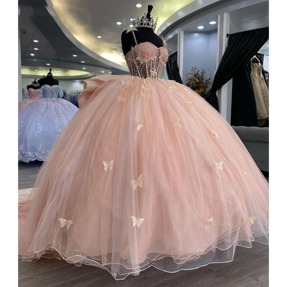 ANGELSBRIDEP Mexican Off Shoulder Lilac Princess Ball Gown Quinceañera Dresses With Bow Appliques Beads Birthday Party
ANGELSBRIDEP Mexican Off Shoulder Lilac Princess Ball Gown Quinceañera Dresses With Bow Appliques Beads Birthday Party