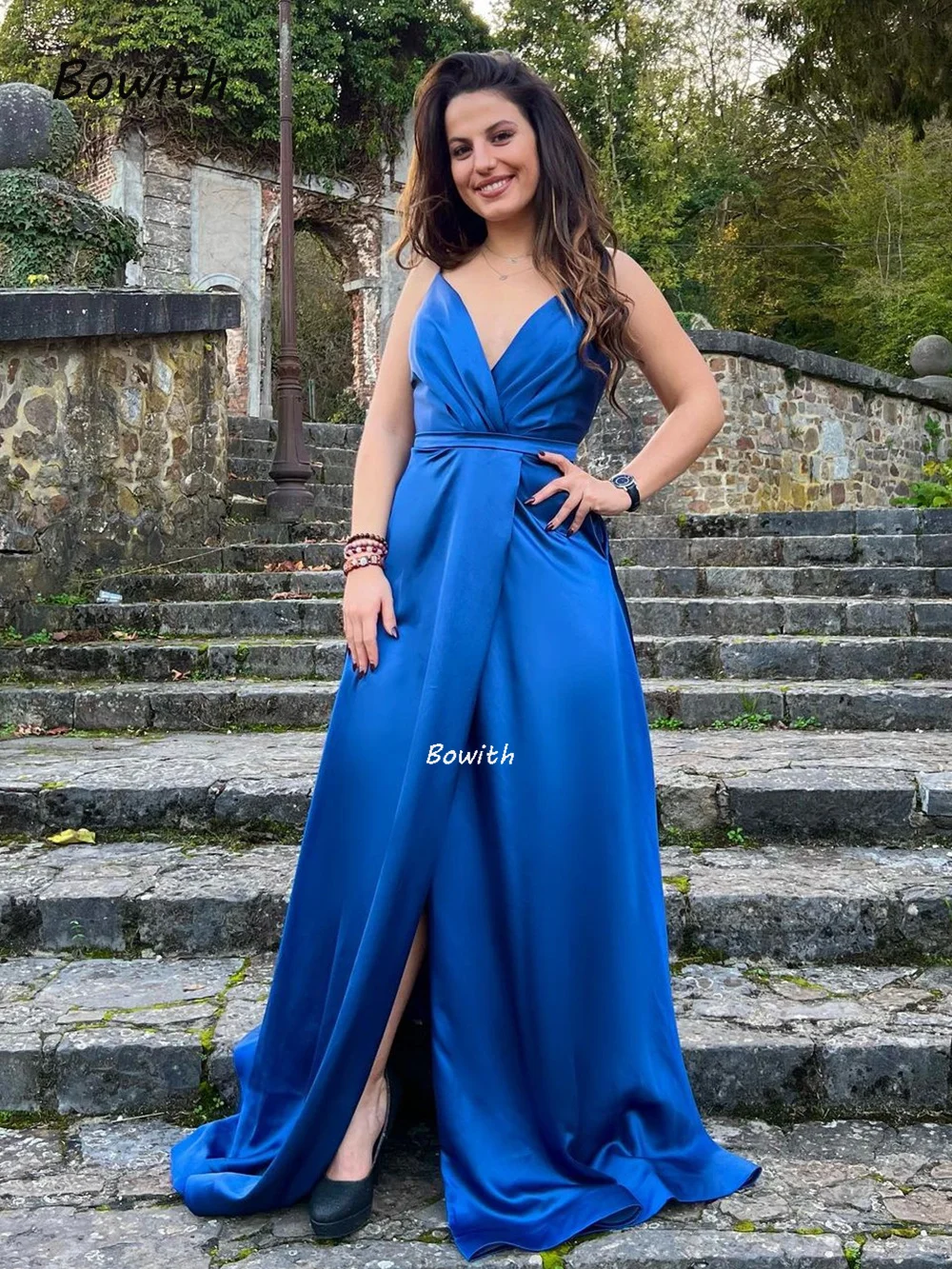 Sexy V Neck Satin Evening Party Dress A Line Evening Dresses Long Luxury Dress for Gala Party 2022 Formal Dress robe de soirée
Sexy V Neck Satin Evening Party Dress A Line Evening Dresses Long Luxury Dress for Gala Party 2022 Formal Dress robe de soirée