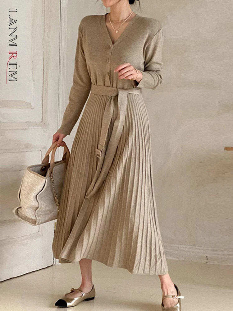 LANMREM A-line Belt Dress For Women V-neck Long Sleeves Loose Fold Dresses Solid Color Female Clothing 2023 Spring New 2YA588
LANMREM A-line Belt Dress For Women V-neck Long Sleeves Loose Fold Dresses Solid Color Female Clothing 2023 Spring New 2YA588