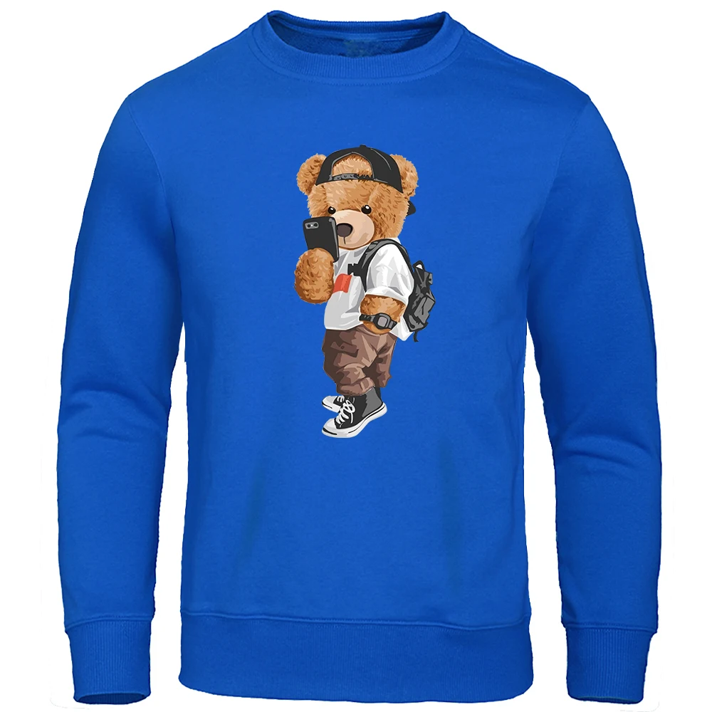 Mr. Bear Who Took A Selfie In The Street Sweatshirt Mens Sweatshirts 2022 Autumn Winter Casual Pullover Fleece Warm Streetwear
Mr. Bear Who Took A Selfie In The Street Sweatshirt Mens Sweatshirts 2022 Autumn Winter Casual Pullover Fleece Warm Streetwear