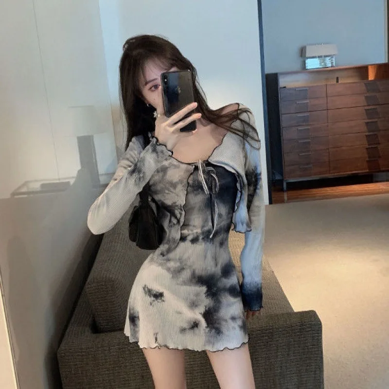 2022 Autumn Long Sleeve Tie Dye Printed Sexy Mini Party Dresses Female Night Club Tight Mujer Vestido
2022 Autumn Long Sleeve Tie Dye Printed Sexy Mini Party Dresses Female Night Club Tight Mujer Vestido