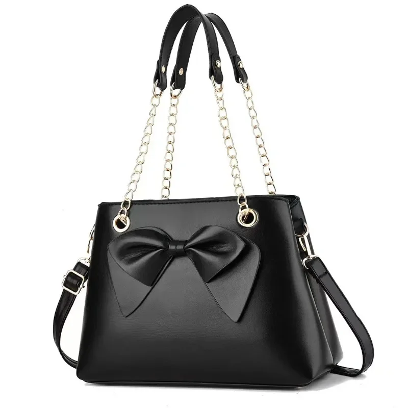 New High Capacity Butterfly Women's Handbag Fashion Luxury One Shoulder Crossbody Bag Elegant Versatile Simple Women's Bag
New High Capacity Butterfly Women's Handbag Fashion Luxury One Shoulder Crossbody Bag Elegant Versatile Simple Women's Bag