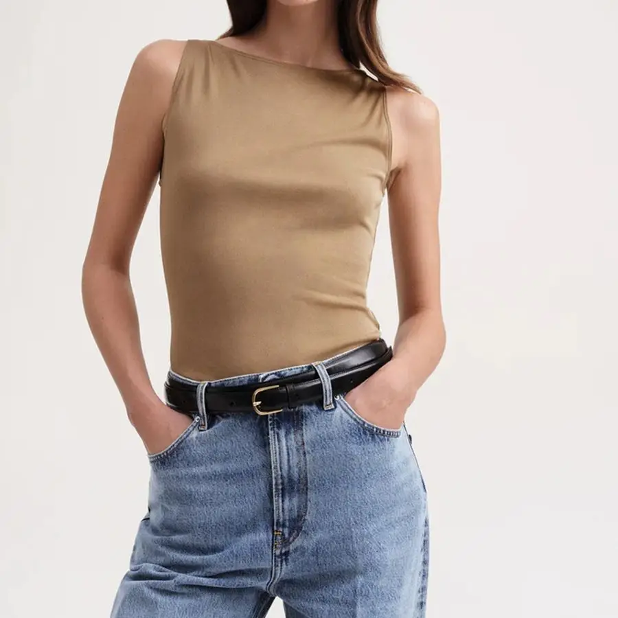 Women's Light Luxury Ladies Niche Design Fashion High Quality Sleeveless Vest
Women's Light Luxury Ladies Niche Design Fashion High Quality Sleeveless Vest