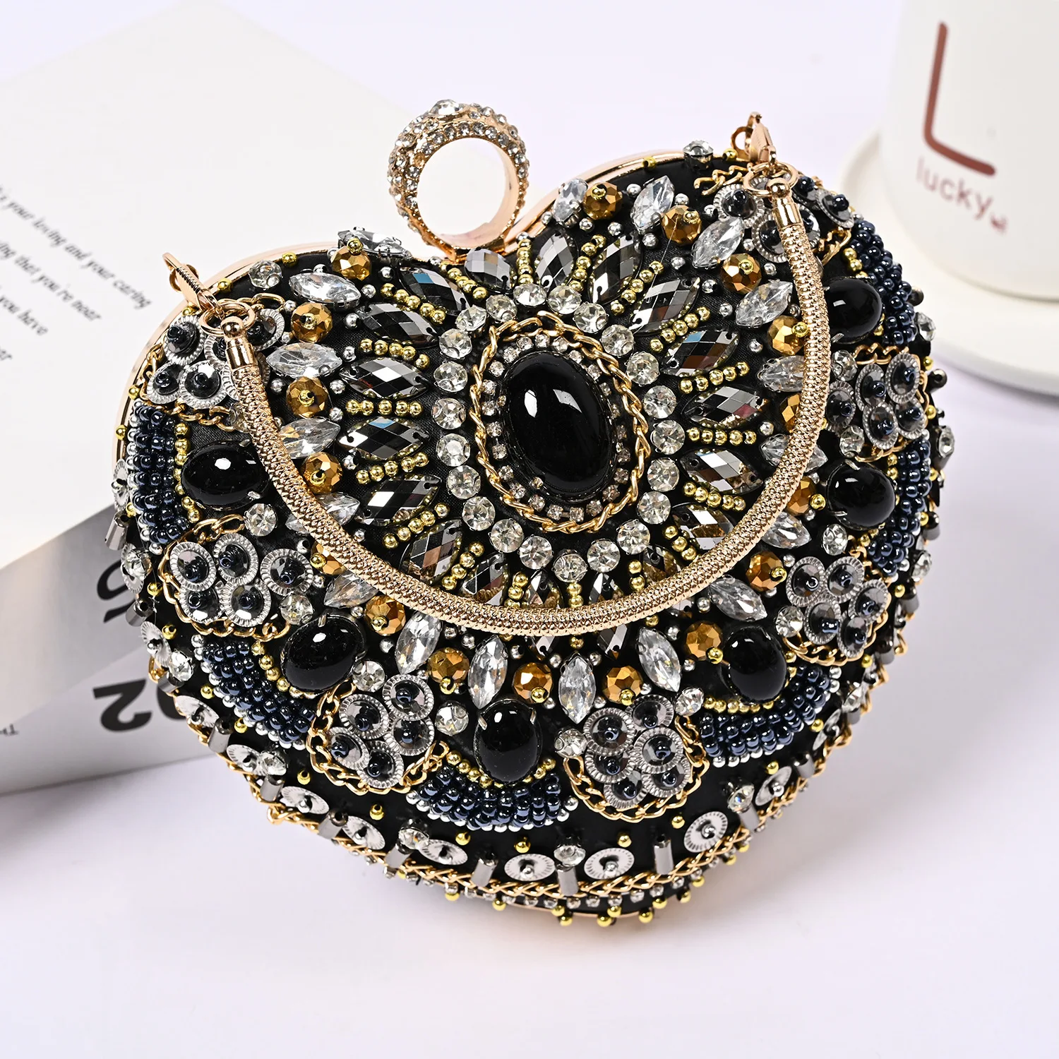 2022 New Women Peard Heart Shaped Clutch Bags Black Wedding Dinner Wallets Diamond Ring Wallets Mini Party Shoulder Bags
2022 New Women Peard Heart Shaped Clutch Bags Black Wedding Dinner Wallets Diamond Ring Wallets Mini Party Shoulder Bags