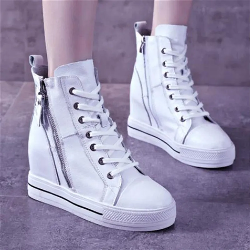 Женские кроссовки из натуральной кожи, высокие, на шнуровке, повседневная обувь на танкетке, на высоком каблуке, Осень-зима
Женские кроссовки из натуральной кожи, высокие, на шнуровке, повседневная обувь на танкетке, на высоком каблуке, Осень-зима