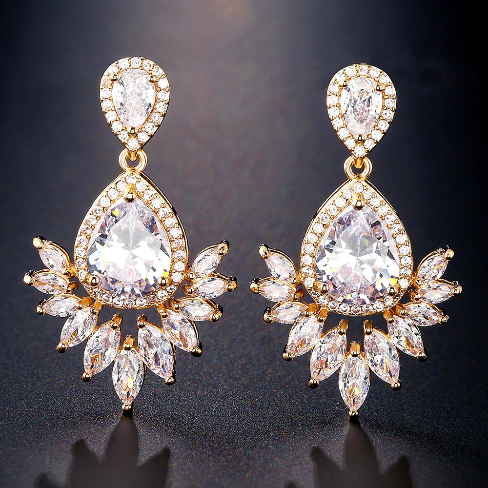 RAKOL Delicate Marquise Cut Large Water Drop Cubic Zirconia Crystal Geometric Dangle Earrings for Women Bridal Wedding Jewelry
RAKOL Delicate Marquise Cut Large Water Drop Cubic Zirconia Crystal Geometric Dangle Earrings for Women Bridal Wedding Jewelry