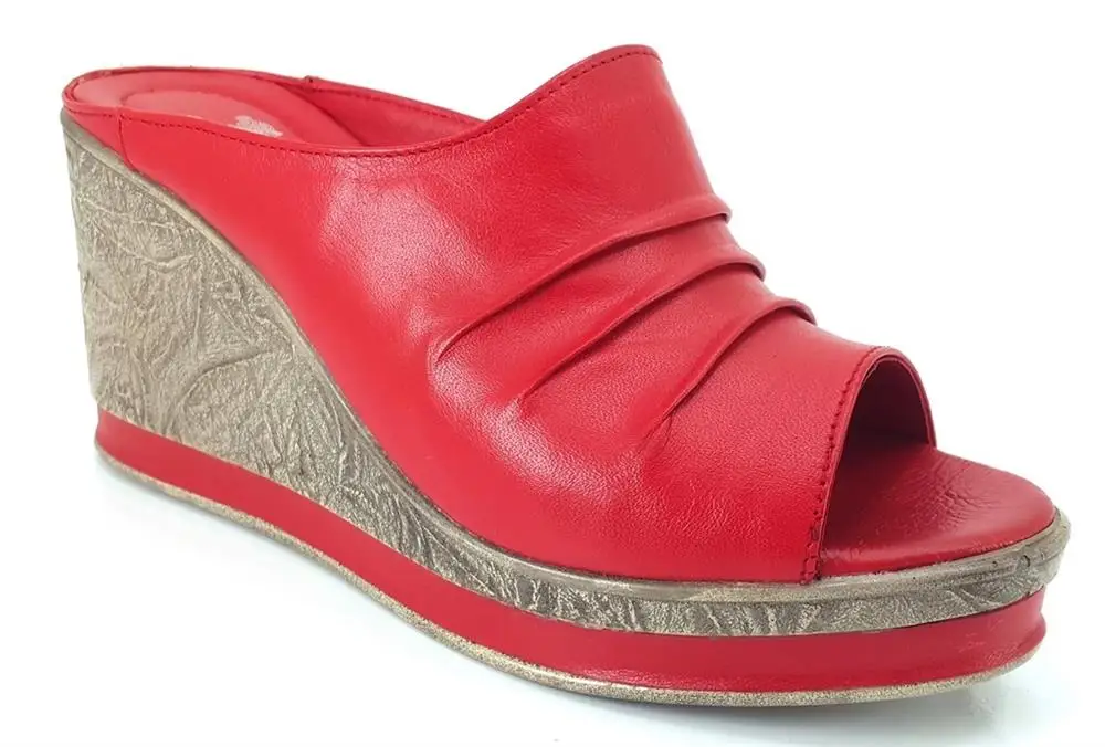 2023 Trending New Season Model Genuine Leather Shoes Personalized and Comfortable Red Venus 2015702 22YT Daily Women's Slippers
2023 Trending New Season Model Genuine Leather Shoes Personalized and Comfortable Red Venus 2015702 22YT Daily Women's Slippers