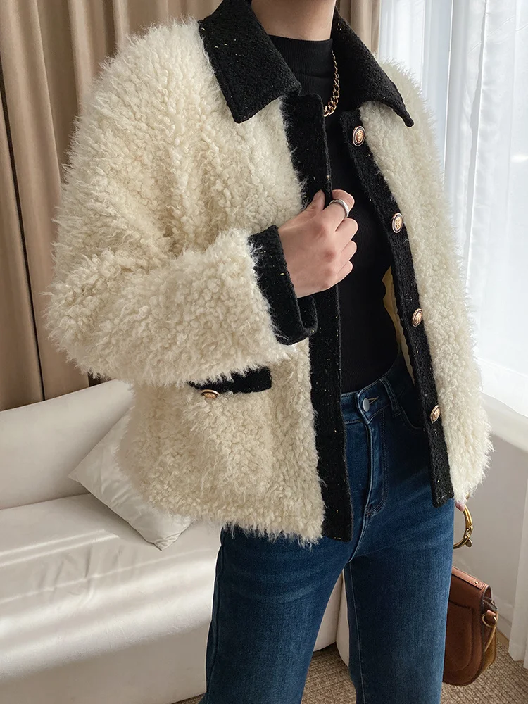 Loose Fit Beige Big Size Warm Faux FurJacket New Lapel Long Sleeve Women Coat Fashion Tide Autumn Winter 2022 C902
Loose Fit Beige Big Size Warm Faux FurJacket New Lapel Long Sleeve Women Coat Fashion Tide Autumn Winter 2022 C902