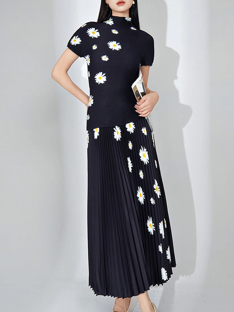 Miyake Fashion Pleated Half-Body Skirt Women's Mid-Length Chrysanthemum High-Waisted Loose Drape Casual Peplum A-Line Skirt
Miyake Fashion Pleated Half-Body Skirt Women's Mid-Length Chrysanthemum High-Waisted Loose Drape Casual Peplum A-Line Skirt