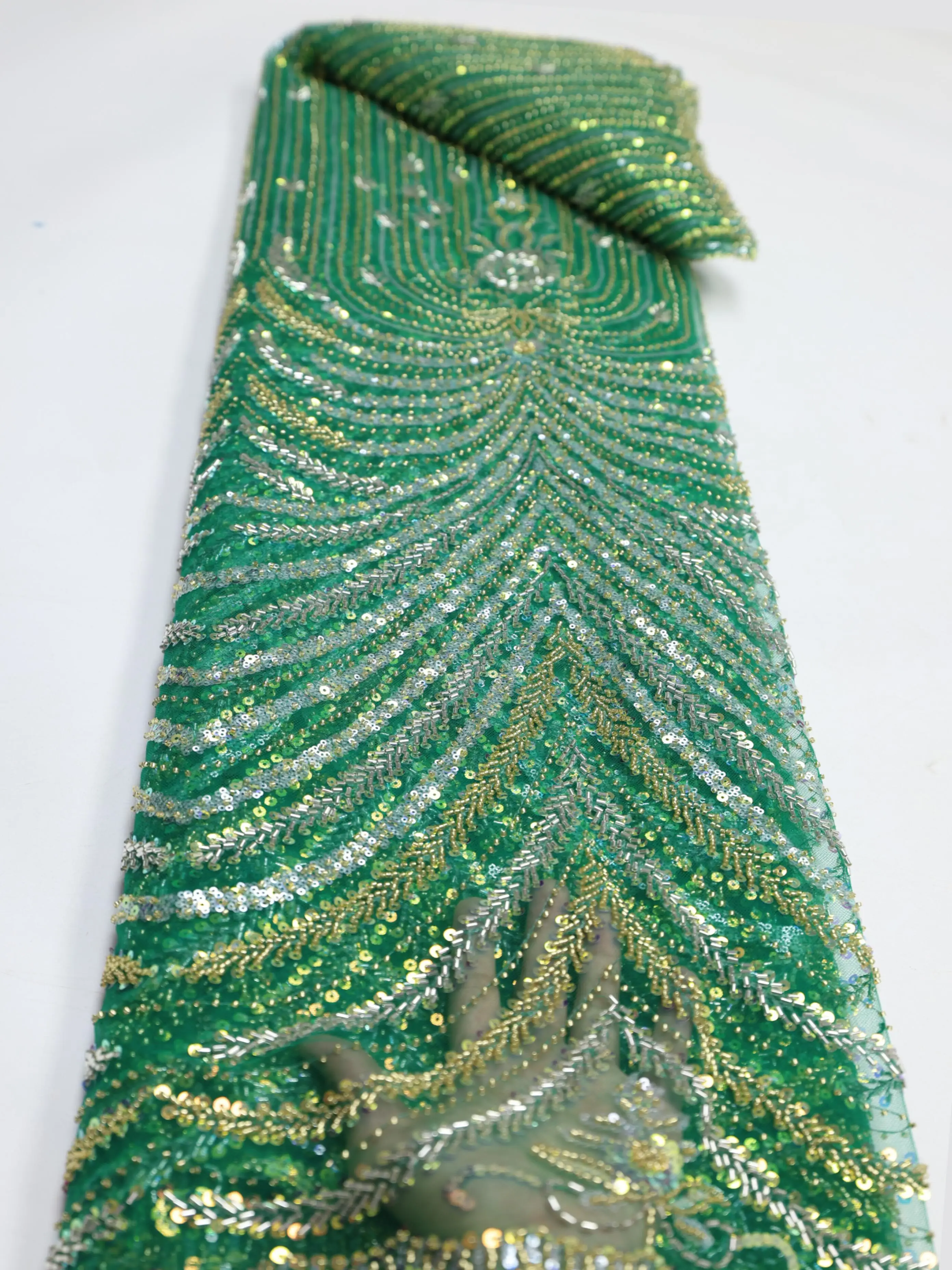 African Lace Fabric New Arrival 2022 high Quality purple Sequin Beaded Fabric Embroidery Lace Fabric for party dress Green HP015
African Lace Fabric New Arrival 2022 high Quality purple Sequin Beaded Fabric Embroidery Lace Fabric for party dress Green HP015