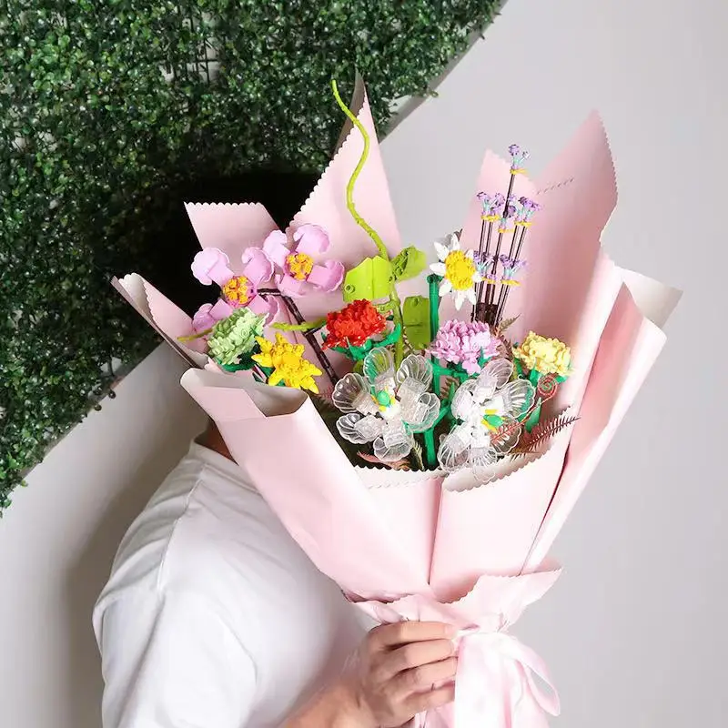 Technical Ideas Flowers Bouquet Building Blocks Moc Romantic Rose Flower Bricks Home Decoration DIY Toys for Girl Birthday Gift
Technical Ideas Flowers Bouquet Building Blocks Moc Romantic Rose Flower Bricks Home Decoration DIY Toys for Girl Birthday Gift