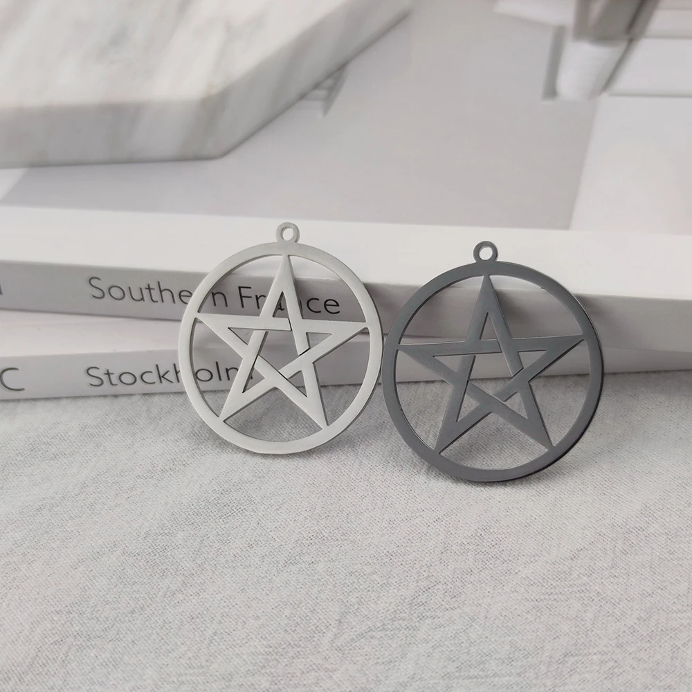 5 Pcs Women Fashion Round Hollow Star Stainless Steel Charm Pendant Wholesale for Necklace Earring Diy Jewelry Making Accessorie
5 Pcs Women Fashion Round Hollow Star Stainless Steel Charm Pendant Wholesale for Necklace Earring Diy Jewelry Making Accessorie