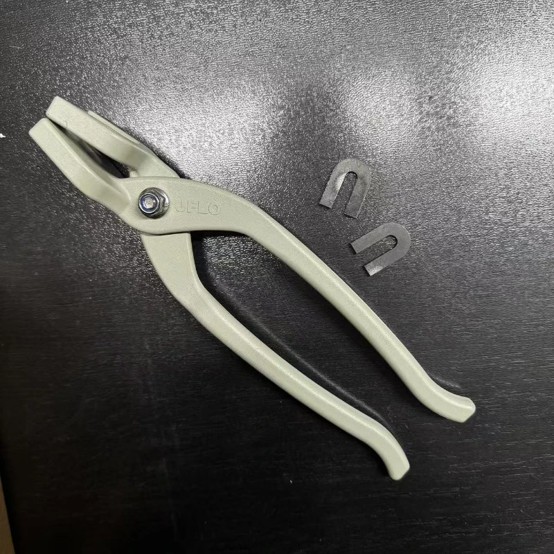 Плоскогубцы для разборки куклы-скелета 9,5 мм
Плоскогубцы для разборки куклы-скелета 9,5 мм