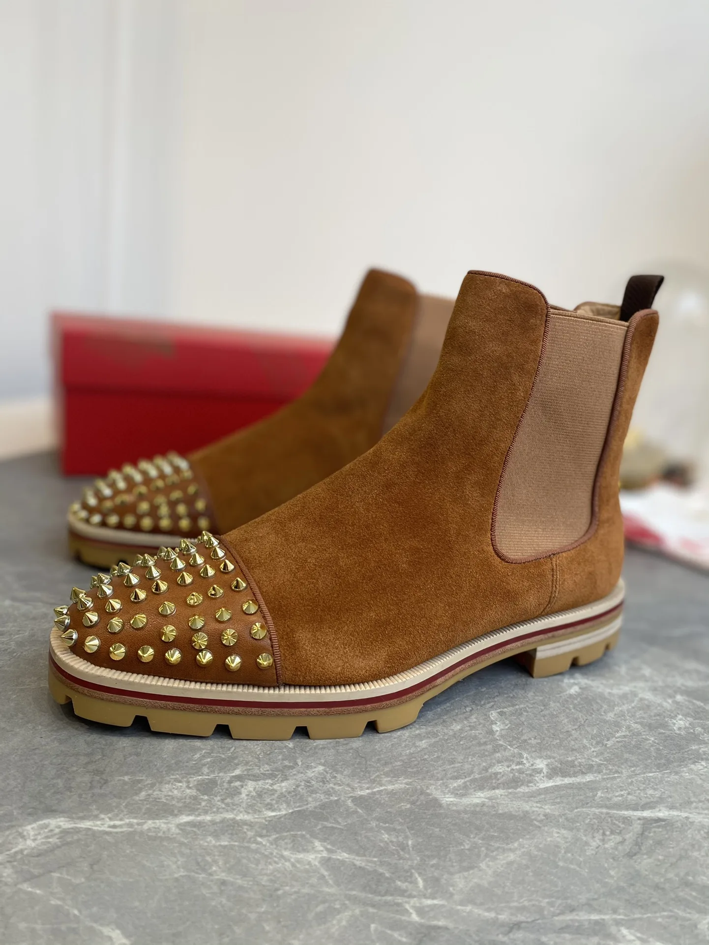Luxury Stylish Men Black Shoes Boots Retro Style Ankle Boots Slip On Casual Rivet Boots High-top Men's Shoes Wear-resistant
Luxury Stylish Men Black Shoes Boots Retro Style Ankle Boots Slip On Casual Rivet Boots High-top Men's Shoes Wear-resistant