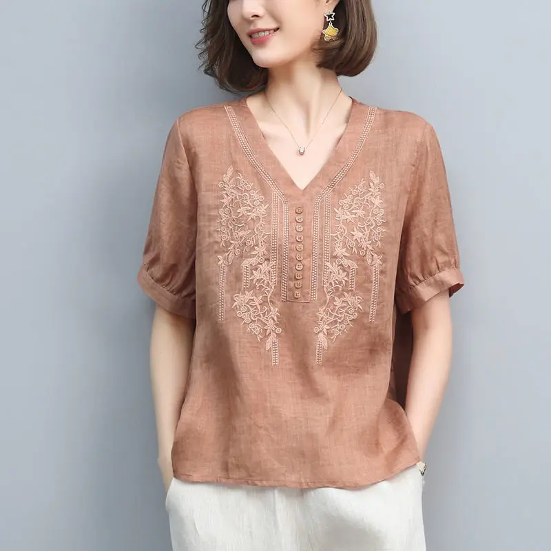 New 2022 Summer Women Fashion Art Cotton Linen Embroidery Short Sleeve Tops Casual V-neck Loose Women Clothes T Shirt M20
New 2022 Summer Women Fashion Art Cotton Linen Embroidery Short Sleeve Tops Casual V-neck Loose Women Clothes T Shirt M20