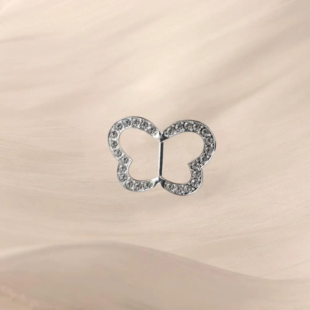 Alloy Clothing Corner Knots Stylish Alloy T-shirt Clips Flower Design with Faux Pearl Decor Anti-slip Anti-rust Clothing
Alloy Clothing Corner Knots Stylish Alloy T-shirt Clips Flower Design with Faux Pearl Decor Anti-slip Anti-rust Clothing
