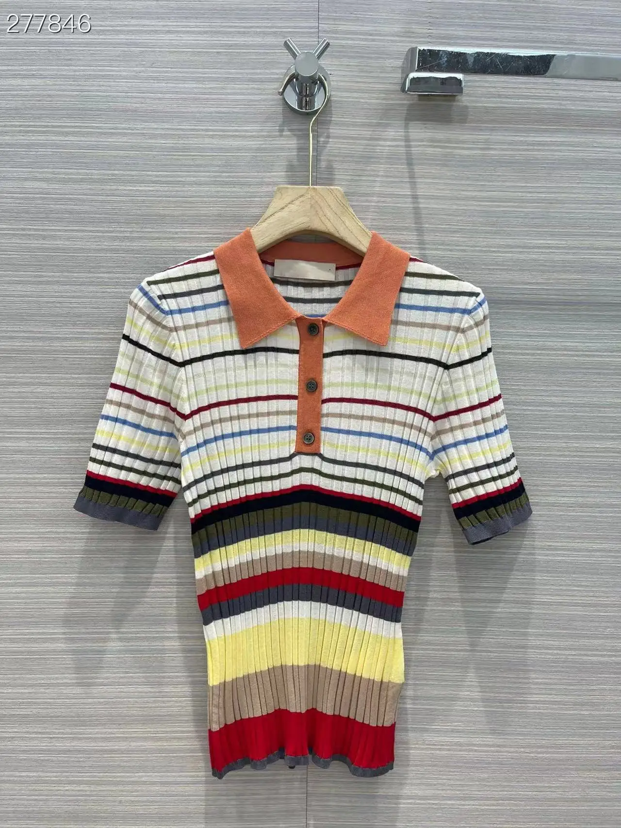 Fashion Luxury Knit Blouse 2022 Summer Spring New Design Women Runway Striped Print High Quality Ladies Vintage Blouse
Fashion Luxury Knit Blouse 2022 Summer Spring New Design Women Runway Striped Print High Quality Ladies Vintage Blouse