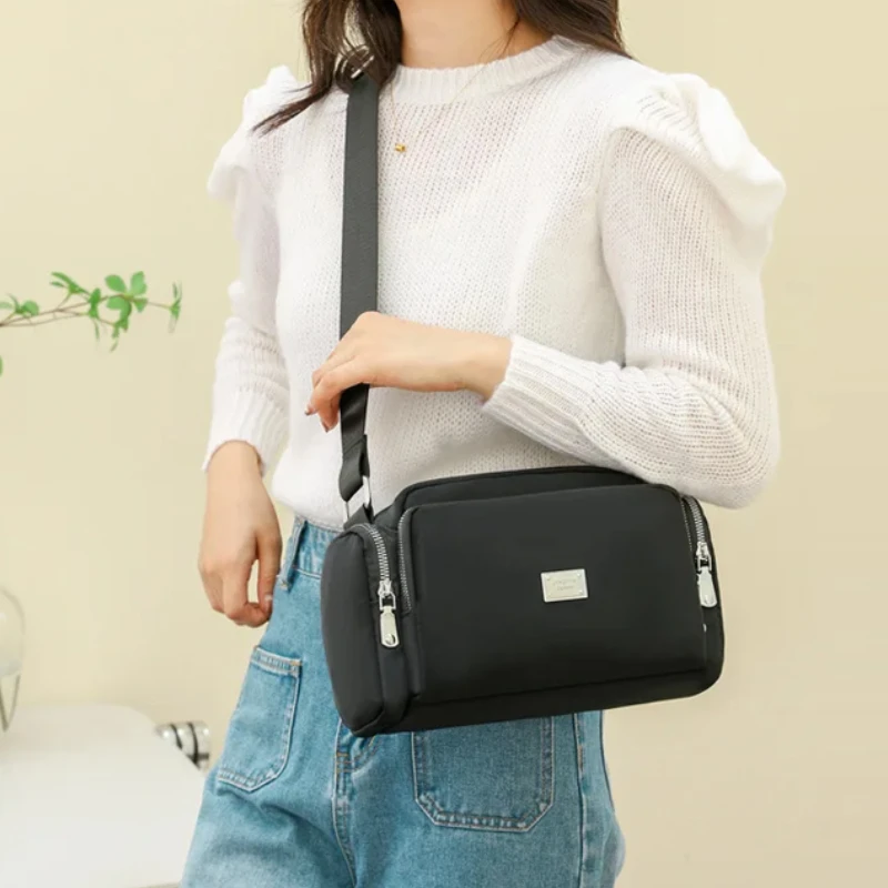 Женская сумка, водонепроницаемые нейлоновые сумки, однотонная модная многофункциональная вместительная сумка-тоут через плечо, Повседневная сумка-мессенджер для мамы
Женская сумка, водонепроницаемые нейлоновые сумки, однотонная модная многофункциональная вместительная сумка-тоут через плечо, Повседневная сумка-мессенджер для мамы