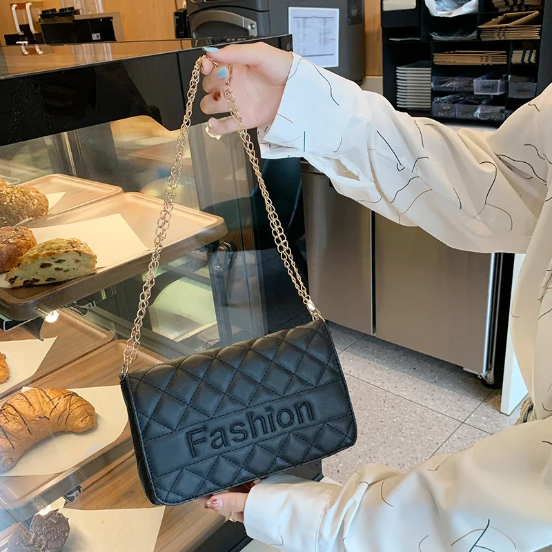 Bags for Women Chain Bag Handbag Mini Shoulder Bag Cross Body Cosmetic Organizer Fashion Purses and Handbags Luxury Designer
Bags for Women Chain Bag Handbag Mini Shoulder Bag Cross Body Cosmetic Organizer Fashion Purses and Handbags Luxury Designer