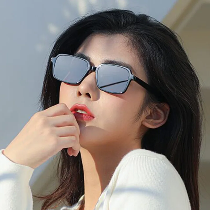 New Retro Square Small Frame Sunglasses Men and Women Korean Version of Street Shooting Sunglasses Sunglasses
New Retro Square Small Frame Sunglasses Men and Women Korean Version of Street Shooting Sunglasses Sunglasses