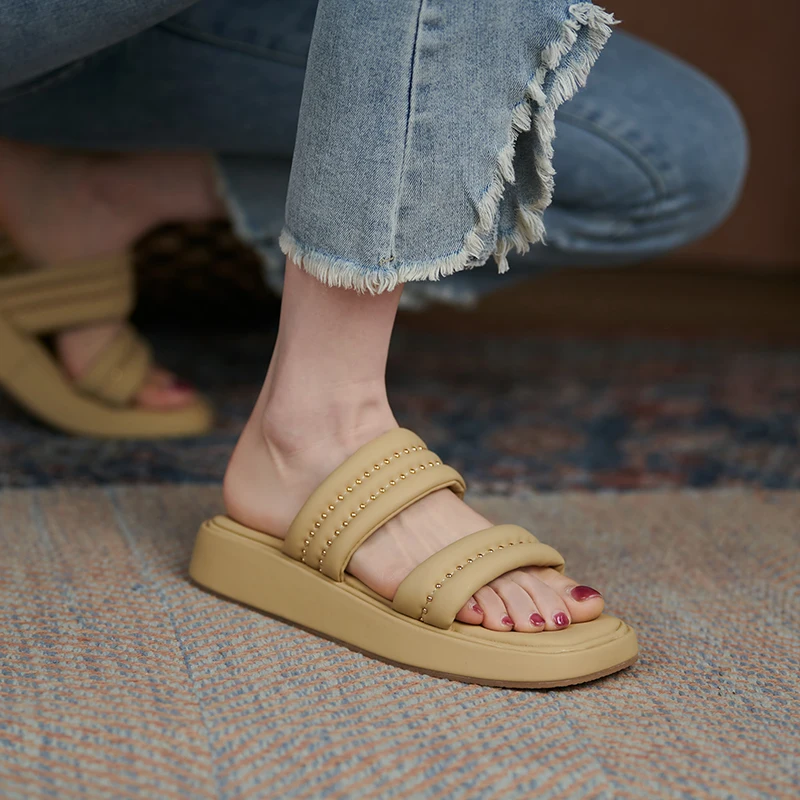 2022 NEW Summer Women Shoes Platform Flats Sandals Outside slippers Shoes for Women Women Slides Sandals Flip Flops
2022 NEW Summer Women Shoes Platform Flats Sandals Outside slippers Shoes for Women Women Slides Sandals Flip Flops