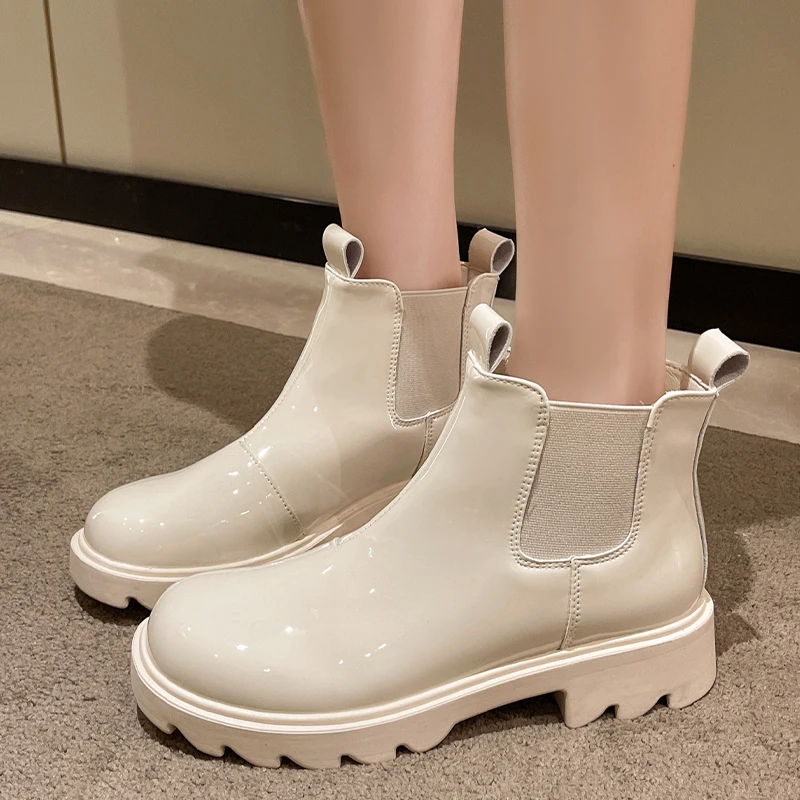 Women Flats Platform Chelsea Ankle Boots Casual Shoes 2022 New Winter Thick PU Leather Rainboots Fashion Ladies Motocycle Botas
Women Flats Platform Chelsea Ankle Boots Casual Shoes 2022 New Winter Thick PU Leather Rainboots Fashion Ladies Motocycle Botas