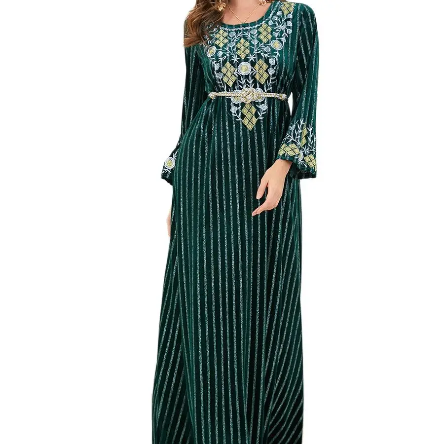 Winter Thicken Velvet Muslim Dress Women Abaya Embroidery Lace-up Morocco Party Dress Abayas Kaftan Islam Turkey Arab Long Robe
Winter Thicken Velvet Muslim Dress Women Abaya Embroidery Lace-up Morocco Party Dress Abayas Kaftan Islam Turkey Arab Long Robe