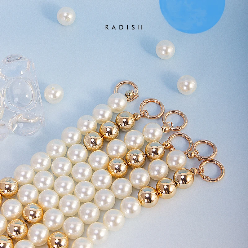 Handbeaded Highgrade Exquisite Pearl Short Portable Chain Upgrade Dinner Bag Accessories
Handbeaded Highgrade Exquisite Pearl Short Portable Chain Upgrade Dinner Bag Accessories