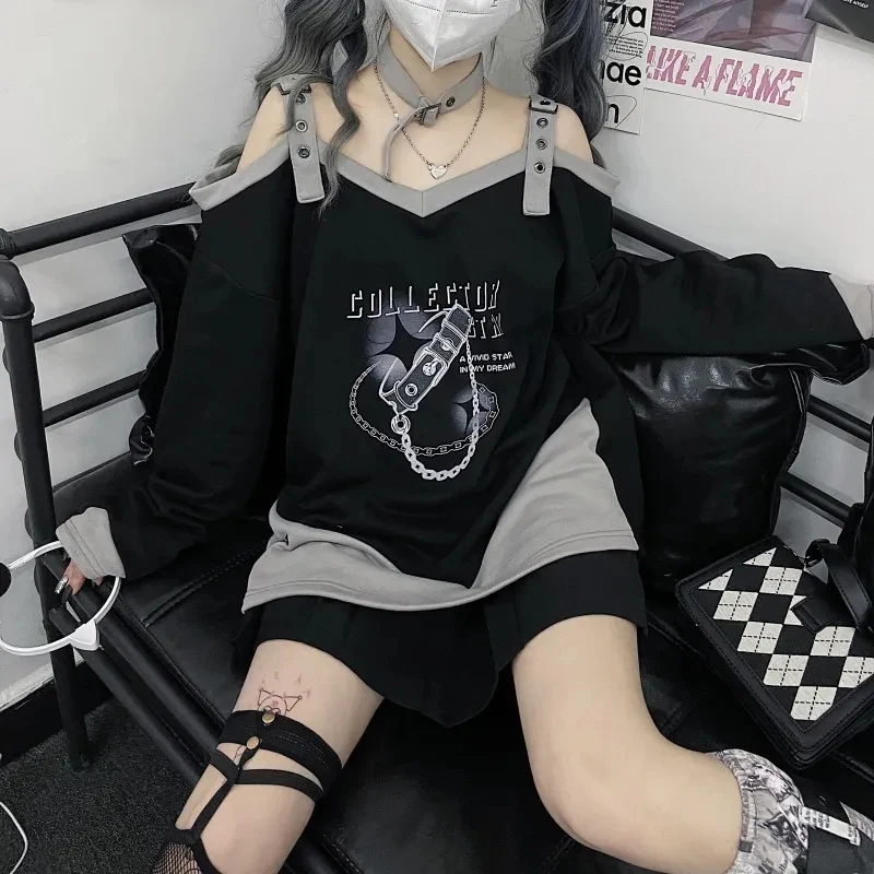 Korean Loose Gothic Ladies Long-Sleeved Top Fashion V-Neck Suspender Type Womant-Shirt Subculture Style Niche Design Sweater 
Korean Loose Gothic Ladies Long-Sleeved Top Fashion V-Neck Suspender Type Womant-Shirt Subculture Style Niche Design Sweater