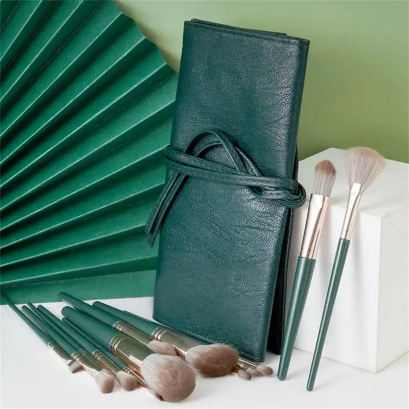 14Pcs Makeup Brushes Set High Quality Soft Eye Shadow Foundation Brush Women Cosmetic Powder Blush Blending Beauty Make Up Tools
14Pcs Makeup Brushes Set High Quality Soft Eye Shadow Foundation Brush Women Cosmetic Powder Blush Blending Beauty Make Up Tools