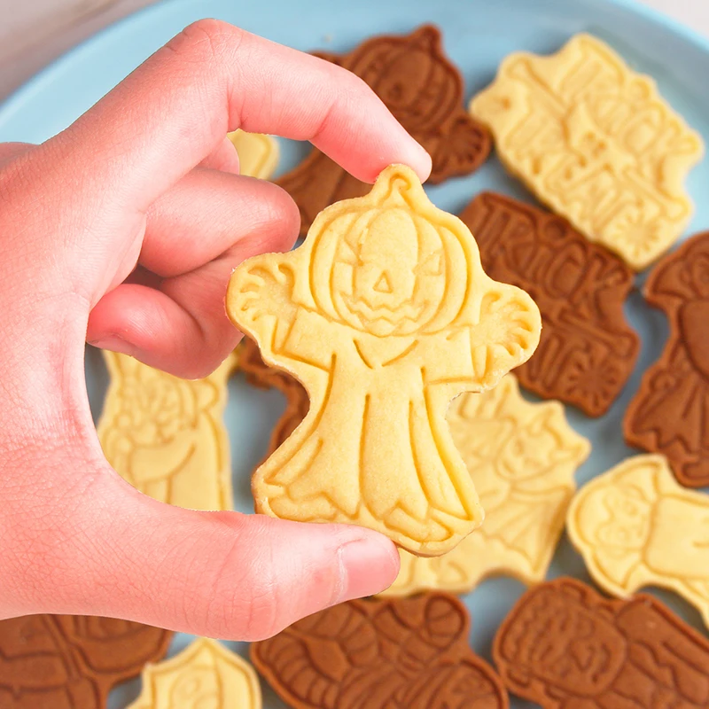 3D Ghost Mummy Skull Shape Cookie Cutter Halloween Cartoon DIY Festival Plastic Embossed Stamper Handmade Cake Decoration Tools
3D Ghost Mummy Skull Shape Cookie Cutter Halloween Cartoon DIY Festival Plastic Embossed Stamper Handmade Cake Decoration Tools