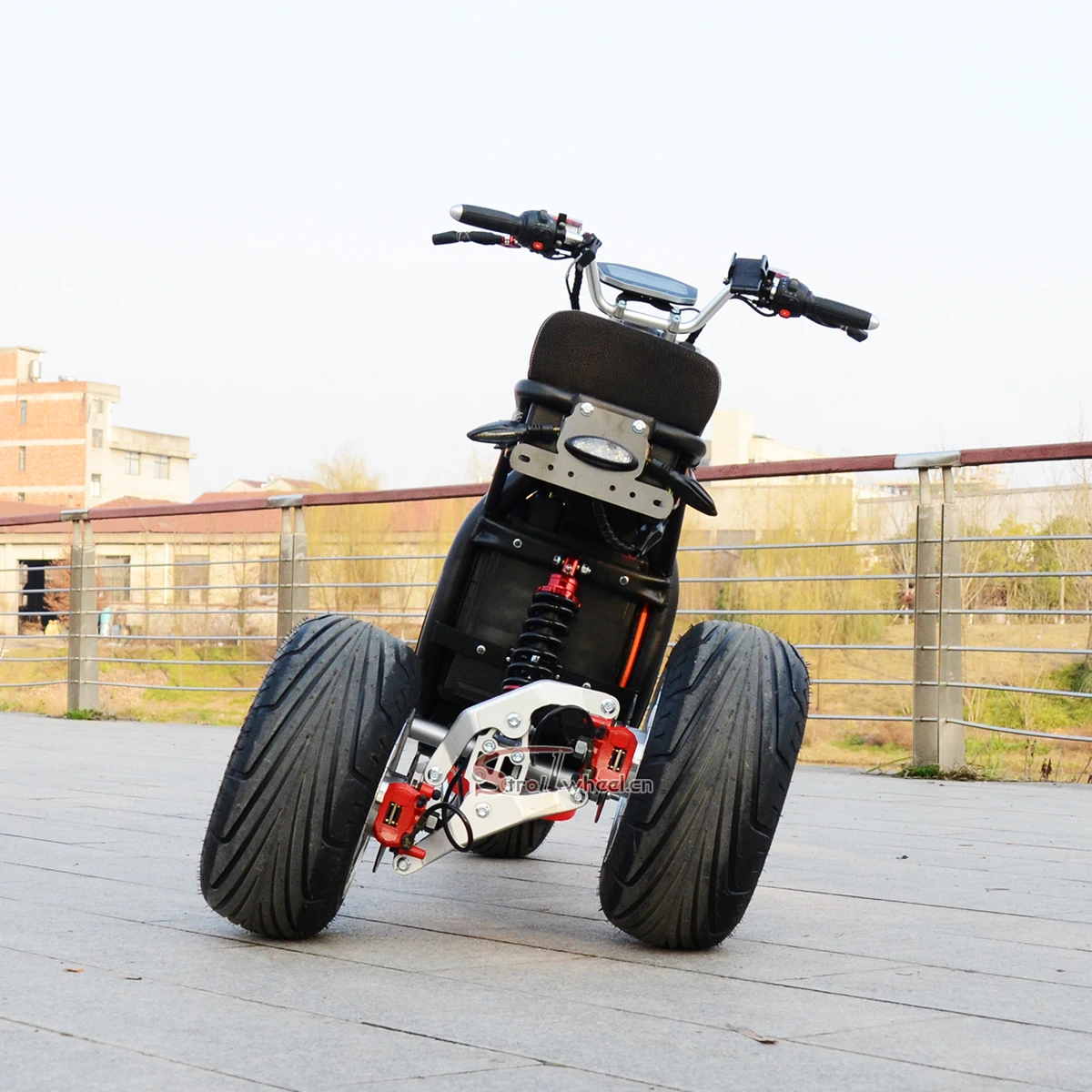 EEC COC Approved Holland Warehouse citycoco electric tricycles 3 wheel high speed electric tricycle reverse electric motorcycle
EEC COC Approved Holland Warehouse citycoco electric tricycles 3 wheel high speed electric tricycle reverse electric motorcycle