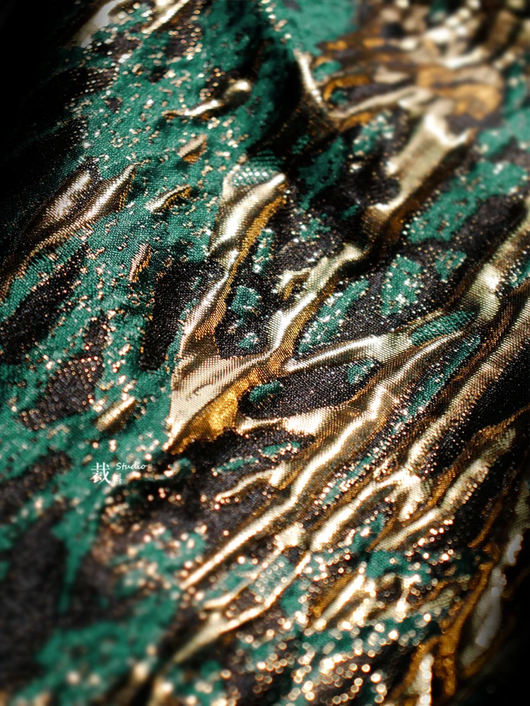 Fabric Width145cmx50cm Mid-Ancient Dark Green Gold Texture Shiny Jacquard Creative Diy Dress Top Coat Spring and Summer Clothing
Fabric Width145cmx50cm Mid-Ancient Dark Green Gold Texture Shiny Jacquard Creative Diy Dress Top Coat Spring and Summer Clothing