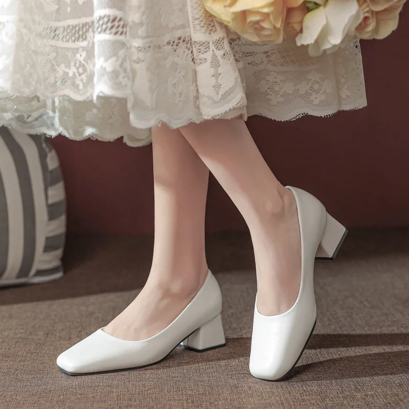Classic Women's Shoes on Heel Spring Summer Pumps Shallow Mouth Shoes Square Toe Shoes for Ladies Simple Mid Heels Dress Shoes
Classic Women's Shoes on Heel Spring Summer Pumps Shallow Mouth Shoes Square Toe Shoes for Ladies Simple Mid Heels Dress Shoes