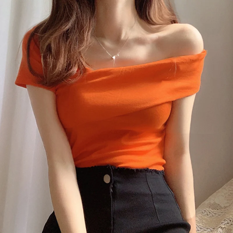 Small crowd light familiar style thin one-word collar leaking collarbone irregular slim short-sleeved T-shirt top women
Small crowd light familiar style thin one-word collar leaking collarbone irregular slim short-sleeved T-shirt top women
