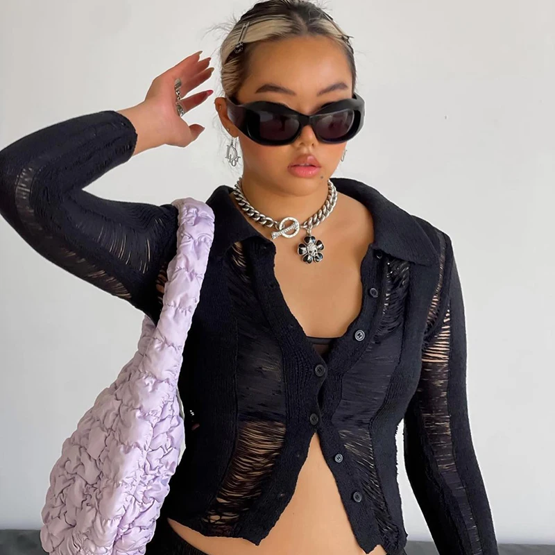 Znaiml 2022 Summer Black Button Cut Out Long Sleeve T-Shirt for Women Fashion Streetwear Slim Crop Top Sexy Club Outfits
Znaiml 2022 Summer Black Button Cut Out Long Sleeve T-Shirt for Women Fashion Streetwear Slim Crop Top Sexy Club Outfits