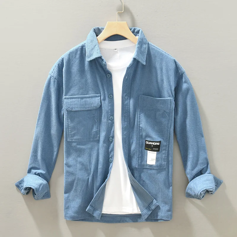 Рубашка мужская Вельветовая однотонная, винтажная модная простая повседневная Свободная блузка в японском стиле, универсальный топ с двумя карманами, осень
Рубашка мужская Вельветовая однотонная, винтажная модная простая повседневная Свободная блузка в японском стиле, универсальный топ с двумя карманами, осень