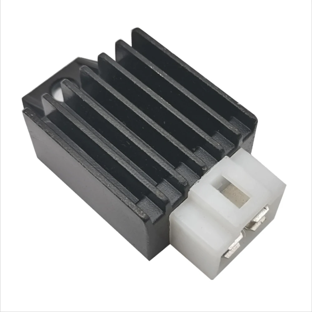 4Pin 12V Motorcycle Rectifier Voltage Regulator Rectifier For ATV GY6 QMB139 50cc 150cc Scooter Moped
4Pin 12V Motorcycle Rectifier Voltage Regulator Rectifier For ATV GY6 QMB139 50cc 150cc Scooter Moped