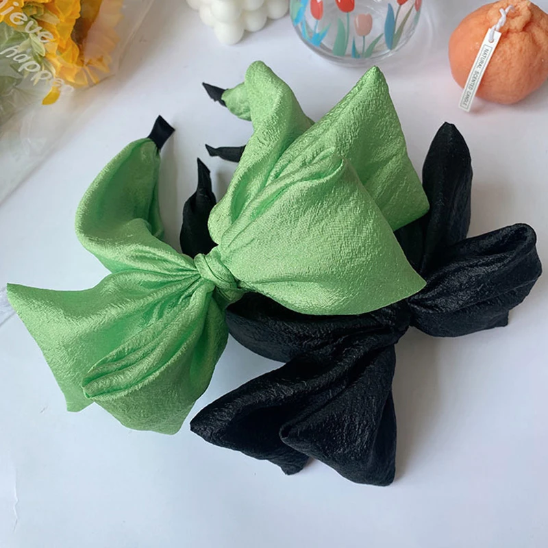 New Fashion Women Headband Big Bow Head Hoop Wide Side Bowknot Hair Hoop Solid Color Center Knot Turban Hairband Wholesale
New Fashion Women Headband Big Bow Head Hoop Wide Side Bowknot Hair Hoop Solid Color Center Knot Turban Hairband Wholesale
