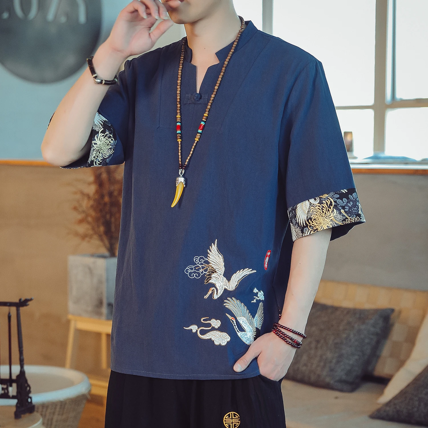 2022 Men's Clothing T-Shirts Linen Chinese Style Summer V-neck Big Linen Short Sleeve T-shirt Male Tee Tops Large Size 4XL 5XL
2022 Men's Clothing T-Shirts Linen Chinese Style Summer V-neck Big Linen Short Sleeve T-shirt Male Tee Tops Large Size 4XL 5XL