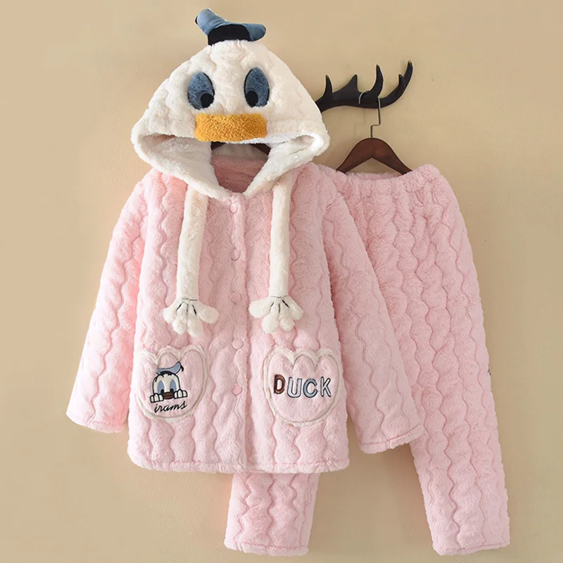 Children's pajamas Autumn and winter thickened flannel three-layer cotton sandwich children can wear girls' baby suit
Children's pajamas Autumn and winter thickened flannel three-layer cotton sandwich children can wear girls' baby suit