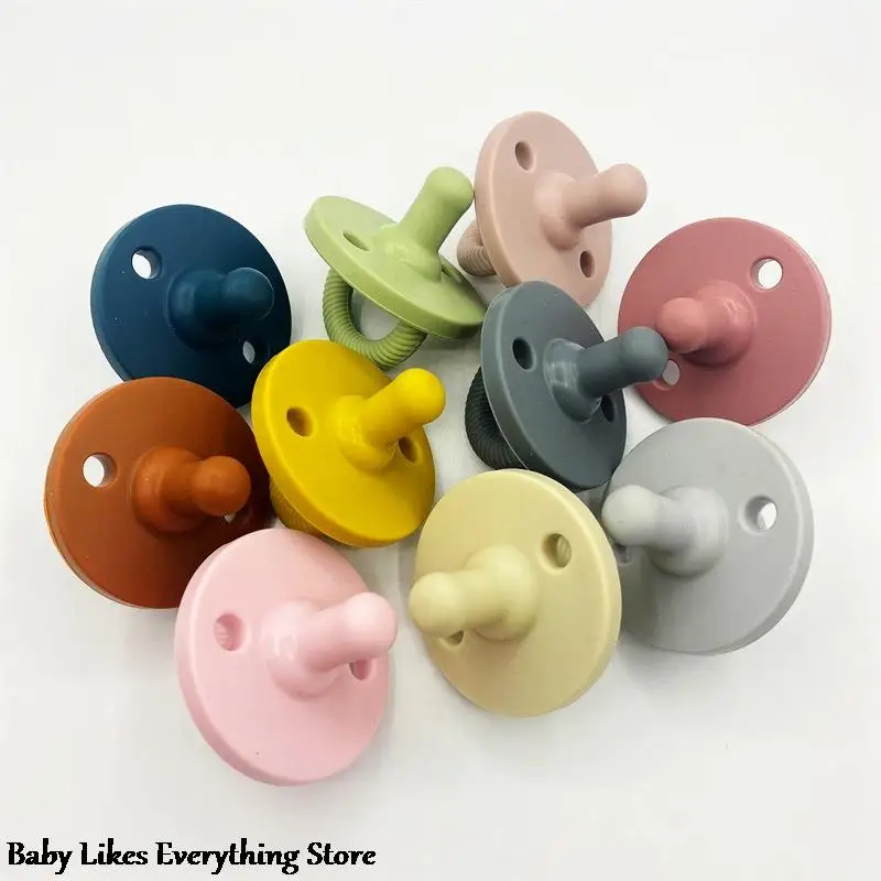 1pc Baby Silicone Pacifier Food Grade Silicone Soft Baby Nipple Soother Pacifier Newborn Infants Chew Toys Nursing Accessories
1pc Baby Silicone Pacifier Food Grade Silicone Soft Baby Nipple Soother Pacifier Newborn Infants Chew Toys Nursing Accessories