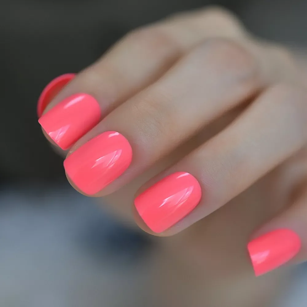 NEW2023 Short Nails Summer Color Fake Nails Deep Pink Ladies Bright Color Designed ABS Material Fingernails with Adhesive Tabs
NEW2023 Short Nails Summer Color Fake Nails Deep Pink Ladies Bright Color Designed ABS Material Fingernails with Adhesive Tabs