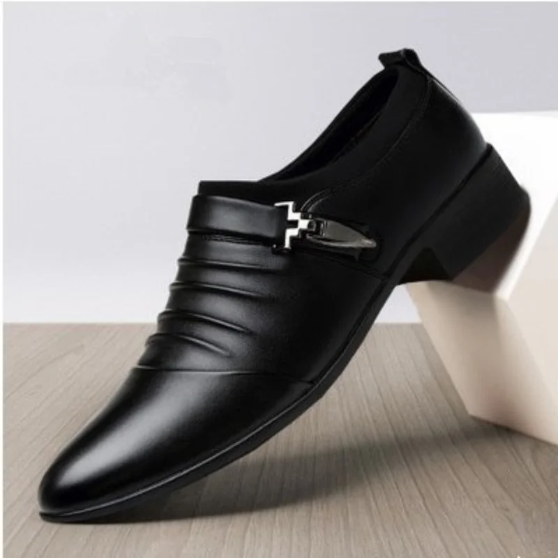 Men Formal Leather Shoes PU Pointed Breathable Solid Color Waterproof and Non Slip Casual
Men Formal Leather Shoes PU Pointed Breathable Solid Color Waterproof and Non Slip Casual