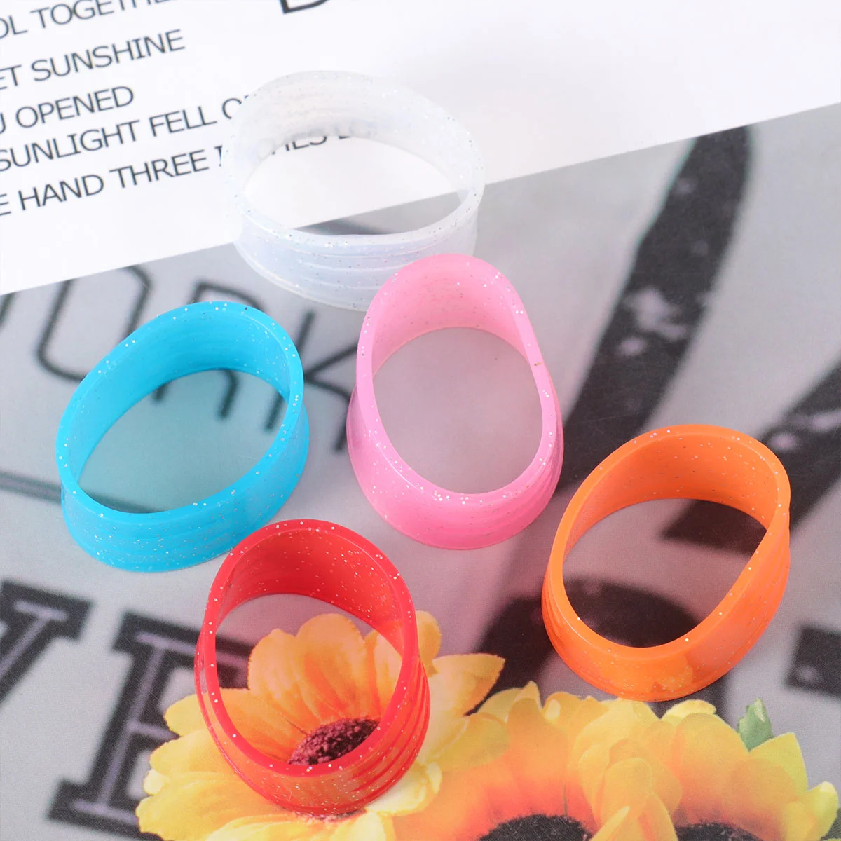 Racket Tennis Tape Overgrip Grip Handle Wrap Rakieta Badminton Tenisowy Zespoły Rakietowe Kort Do Squasha Uchwyt Rakietowy
Racket Tennis Tape Overgrip Grip Handle Wrap Rakieta Badminton Tenisowy Zespoły Rakietowe Kort Do Squasha Uchwyt Rakietowy